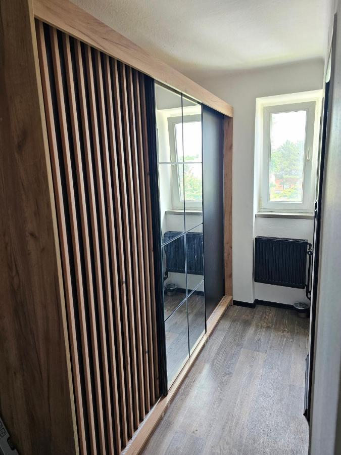 Apartman Opava S Parkovanim Экстерьер фото
