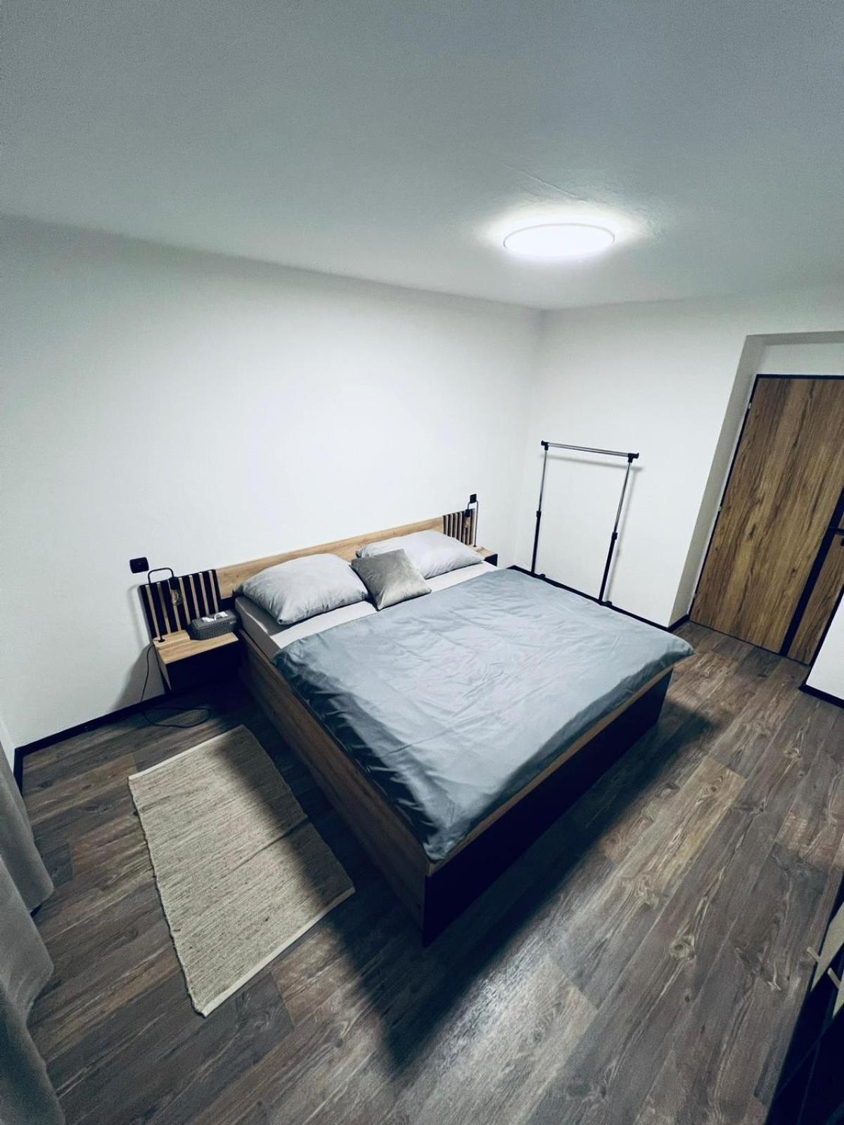 Apartman Opava S Parkovanim Экстерьер фото